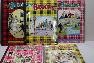 Item # 1391 The Broons annual. Dudley D. Watkins/The Sunday Post