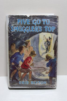 Item # 1431 Five Go to Smuggler's Top. Enid Blyton